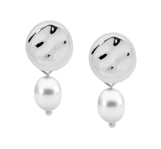 STAINLESS STEEL DISC EARRING WITH WHITE FRESH WATER PEARL